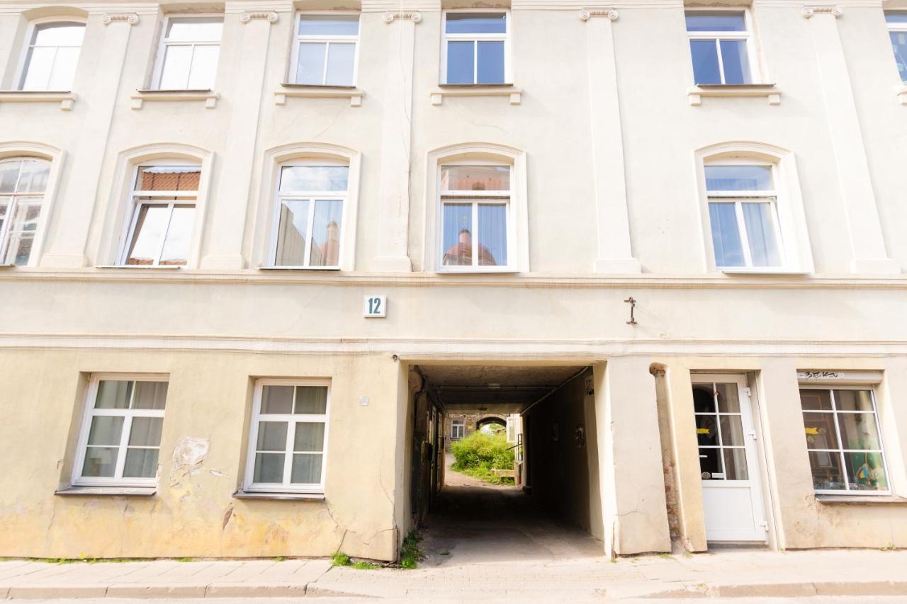 E12 VNO Exterior foto